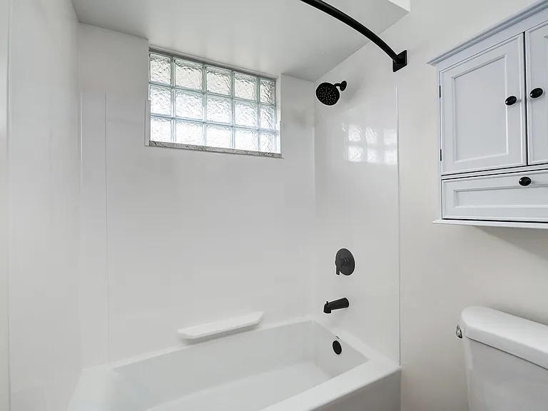2930 Northglen Dr — Photo 19