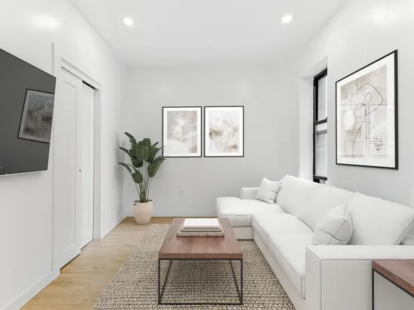 879 De Kalb Avenue image 2 of 7