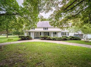 11451 Crockett Rd, Roscoe, IL 61073