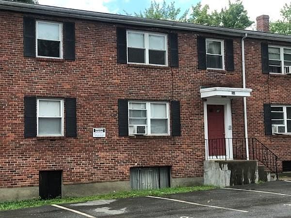 1st image of 260 Dean St APT 2