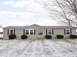 4935 S 500 E, Wolcottville, IN 46795