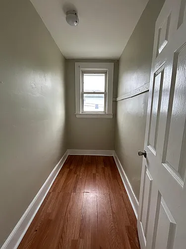 418 Stuyvesant Ave Photo 1
