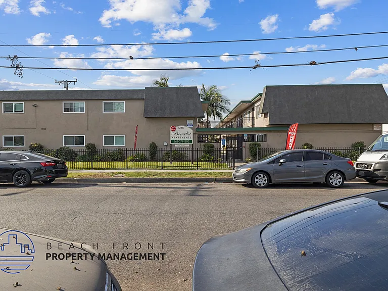 12417 Benedict Ave. — Photo 12