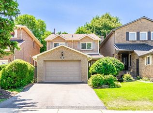4079 Trapper Cres, Mississauga, ON L5L 3A7