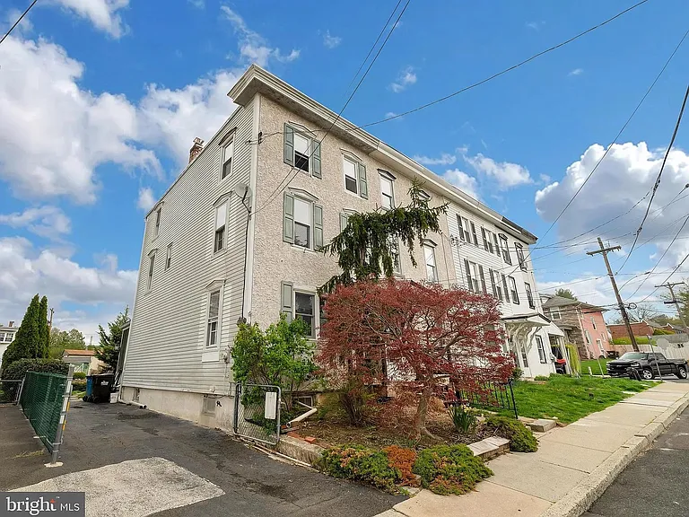 125 S 3rd St — Photo 3