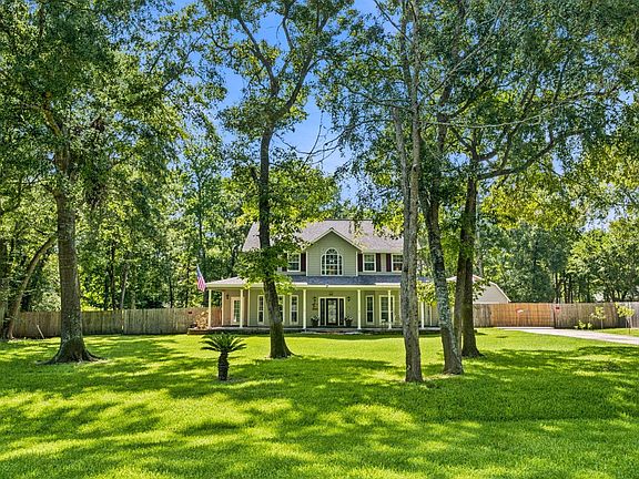 5th image of 15217 Paradise Point Dr
