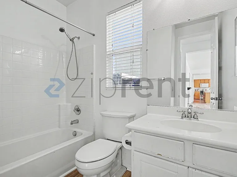 1854 Bankstown Way — Photo 17