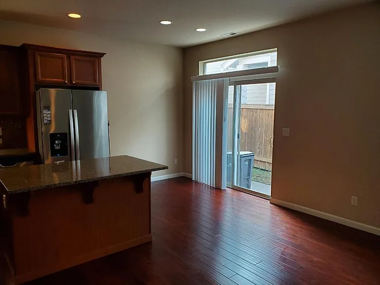 9214 1st St SE — Photo 5