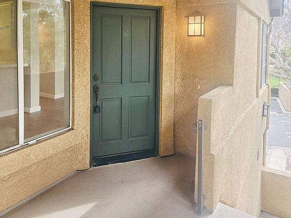 3rd image of 105 Night Heron Ln