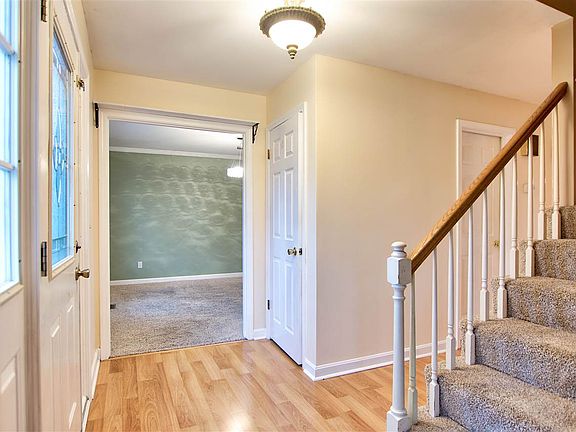 2nd image of 8302 Beechwood Ct