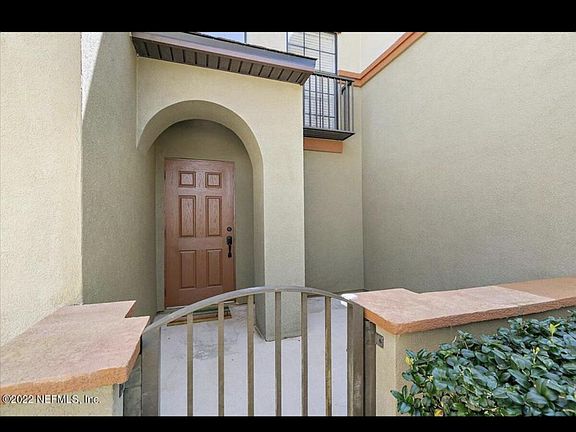 3rd image of 428 Honeycomb Way