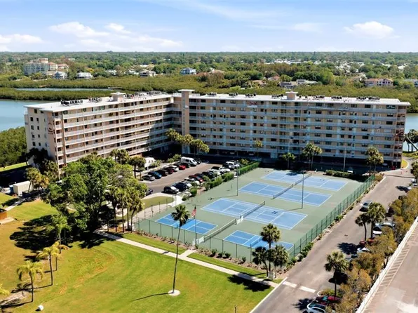 19451 Gulf Blvd APT 203, Indian Shores, FL 33785