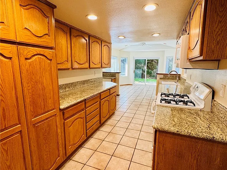 9432 Rambler Dr — Photo 4