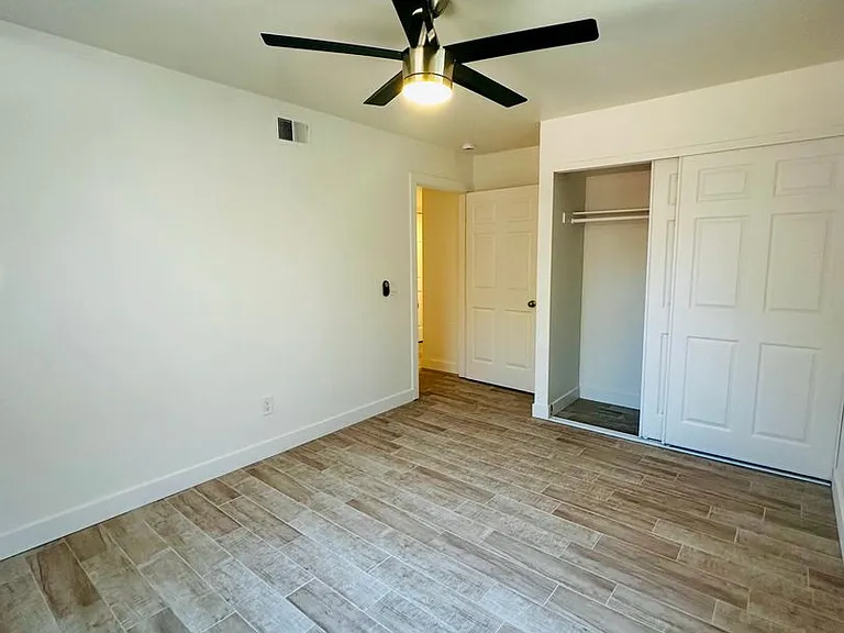 1056 N Escondido Blvd — Photo 8