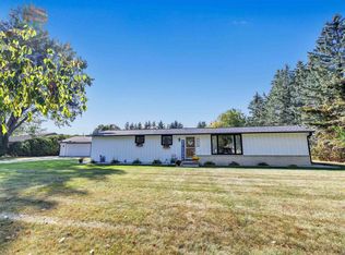 2028 Knuell St, Manitowoc, WI 54220