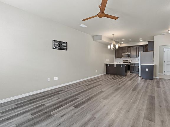 4th image of 1686 Grand Ave Unit 3