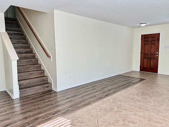 4th image of 19310 Arrow Grand Ct