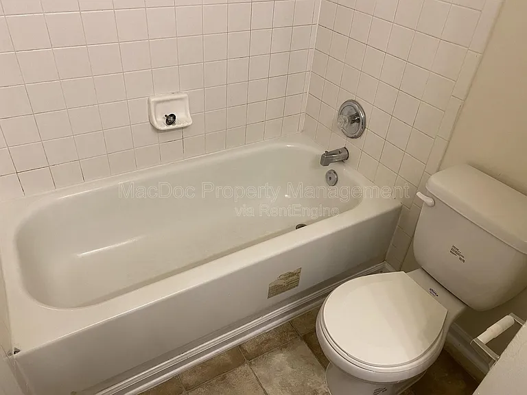 2909 Broyhill Ct — Photo 28