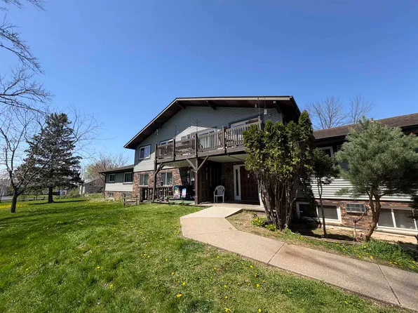 N5625 Riverside Dr APT 12, Shawano, WI 54166