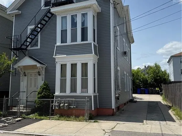 61 Bergen St, Providence, RI 02908