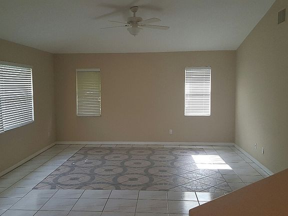 4th image of 2129 SW 47th Ter