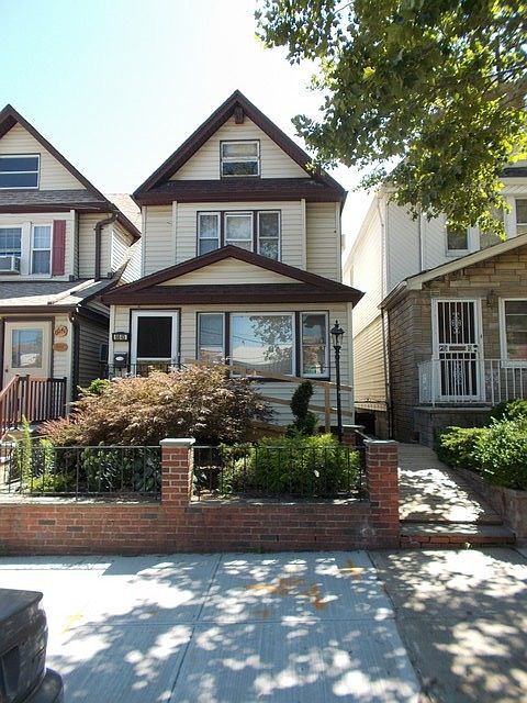 2nd image of 6643 Gray St