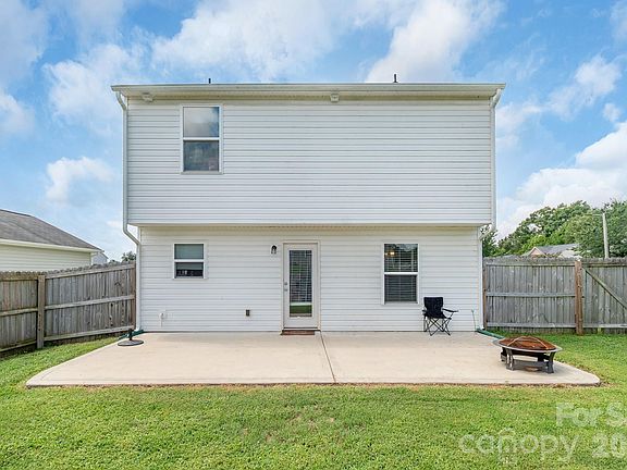 5th image of 107 Olivia Ln