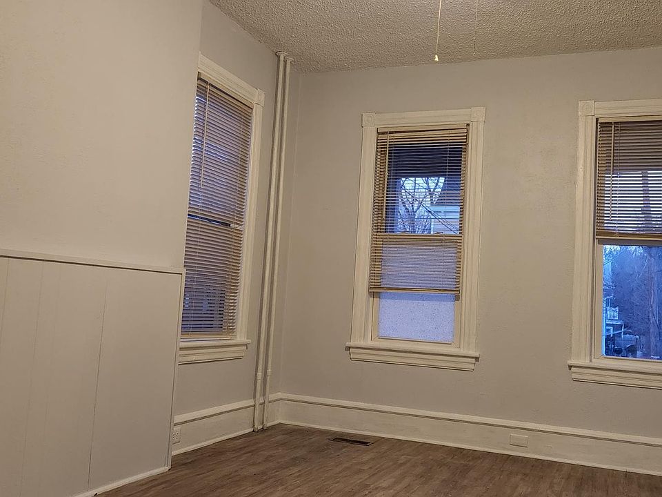 1st image of 35 High St #A