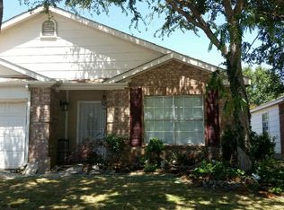 1140 Wintercreek Dr, Denton, TX 76210