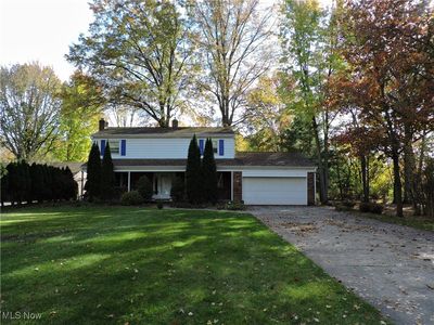25365 Nobottom Rd, Olmsted Falls, OH, 44138