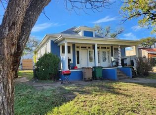 319 W Avenue B, San Angelo, TX 76903