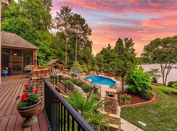 5th image of 118 Creeky Hollow Dr