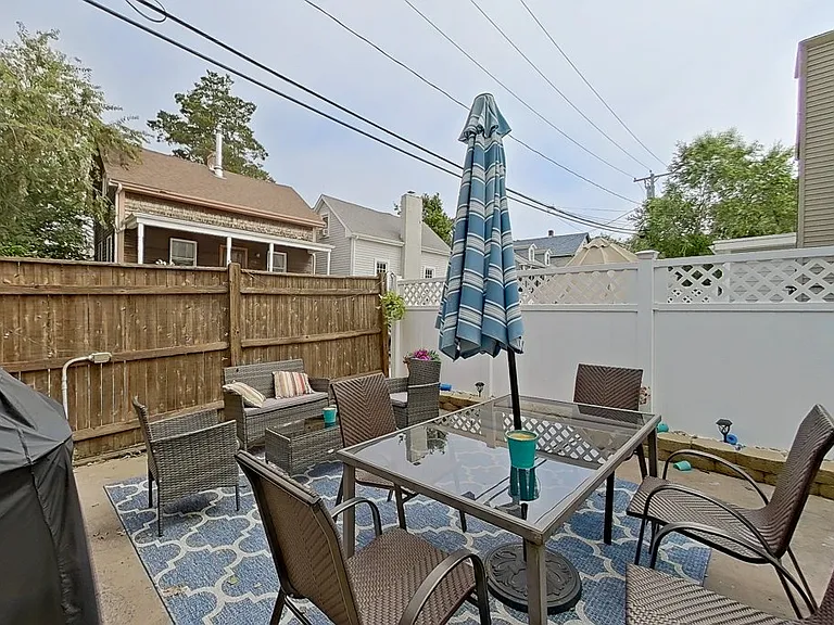 36 Dixon St — Photo 31