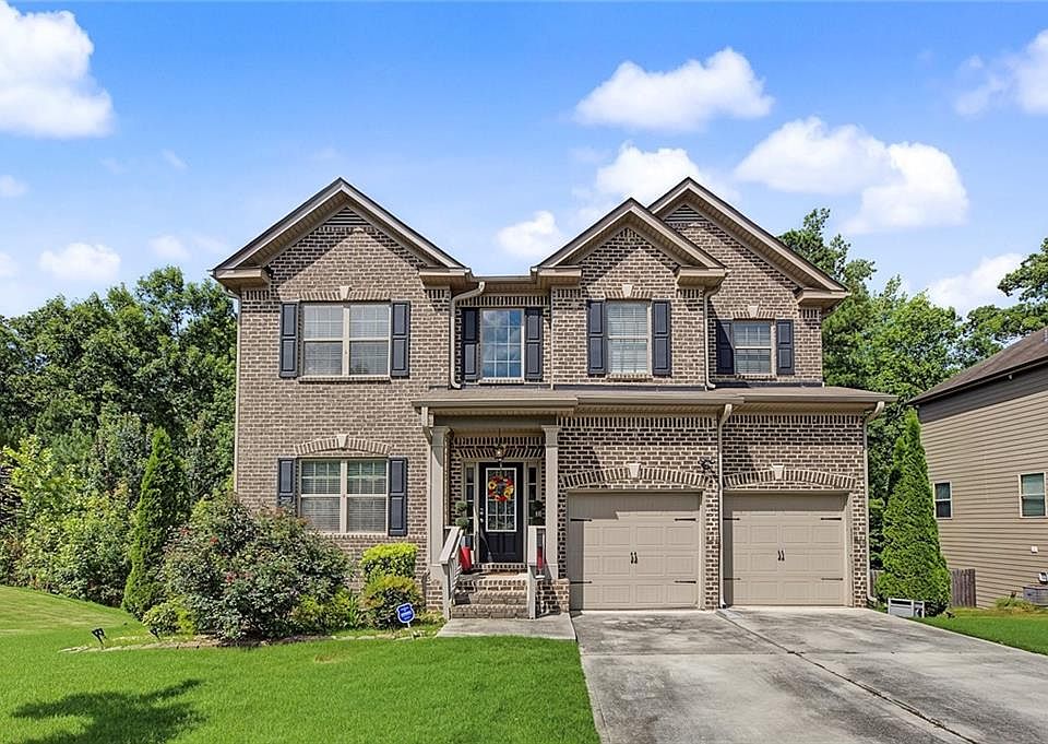 1st image of 670 Silver Oak Dr