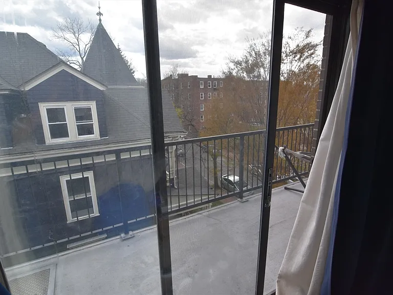21 Highland Ave #5 — Photo 7