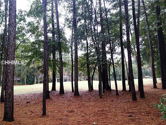 Golf view fr/screen porch