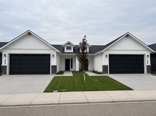 985 Frank Henry Rd, Twin Falls, ID 83301