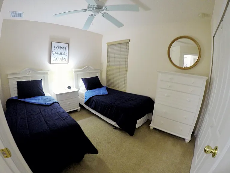 Royal Ridge Dr — Photo 23
