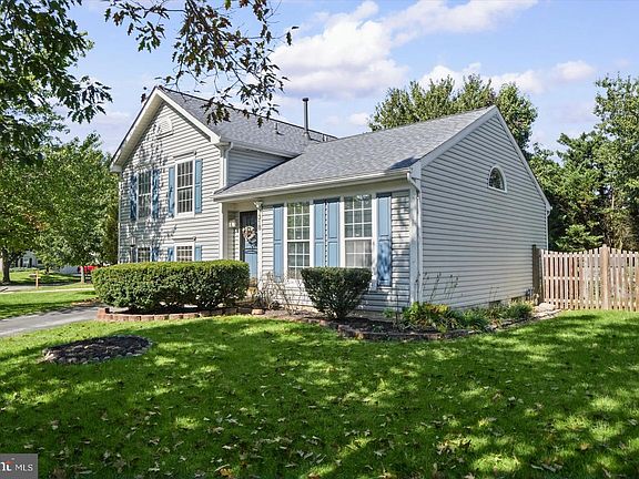 3rd image of 1318 Willow Oak Dr