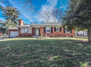 3307 Terrier Ln, Louisville, KY 40218