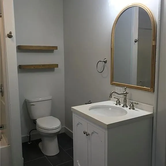 1815 James St #2 — Photo 11