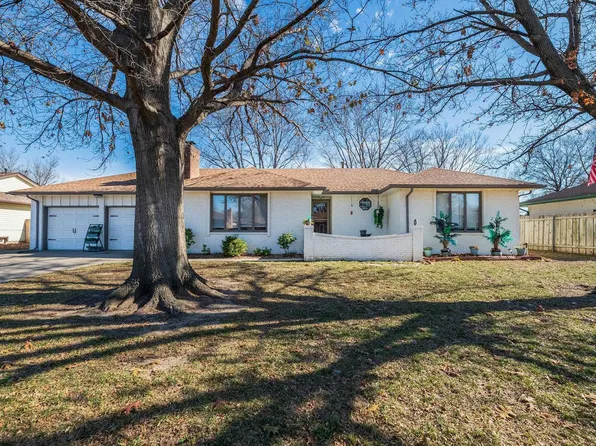 1432 N Stoney Point St, Wichita, KS 67212