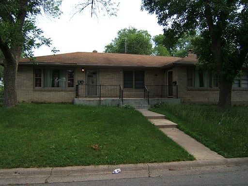 2nd image of 2413 Ashland Ave