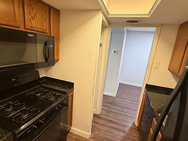 4107 Avondale Ave #104 — Photo 6