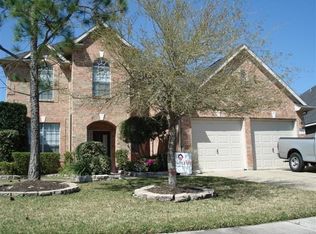 3515 Crescent Dr, Pearland, TX 77584