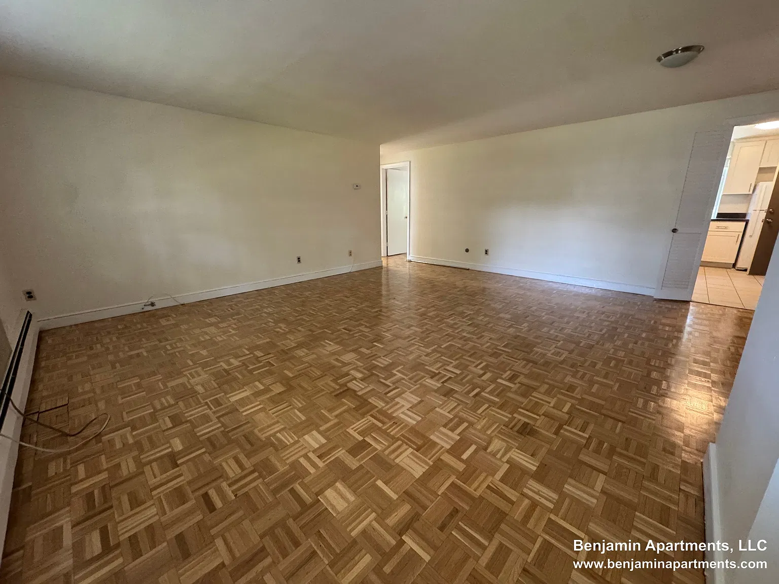 34 Worthen Rd — Photo 3