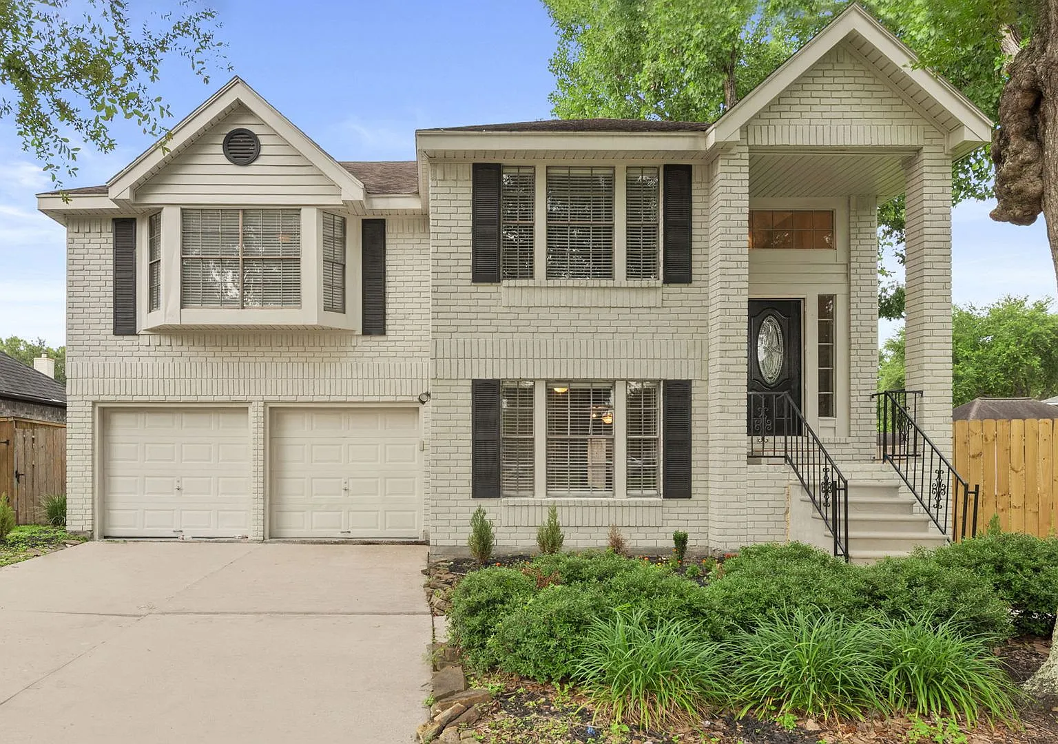 Beautiful just remodeled from top to bottom house in Pearland TX — Photo 3