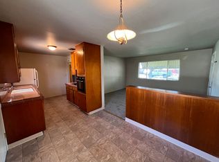 Single story one bedroom unit with covered carport!, Modesto, CA 95350