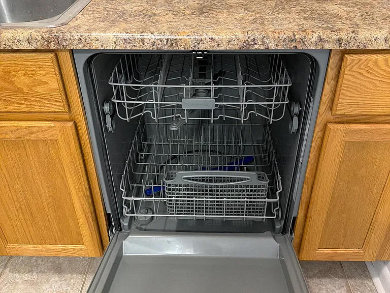 10S511 Echo Ln #4 — Photo 7