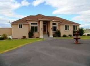 70 Rivershore Rd, Pasco, WA 99301